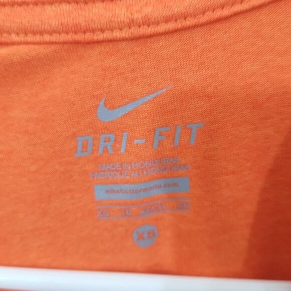 Lot of Five Ladies Performance Tanks Size S - Picture 5 of 7